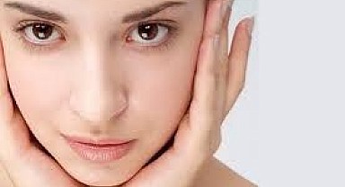 Genç bir cilt için düzenli uyuyun!