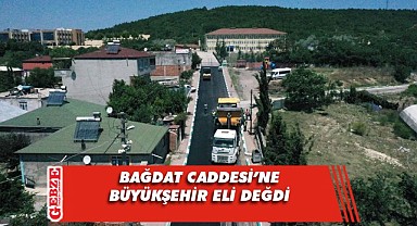 Bağdat Caddesi’ne 2 günde bin 450 ton asfalt serildi