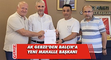 Balçık'ta mahalle başkanı değişti