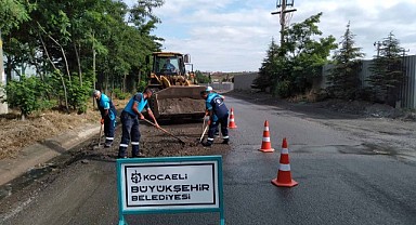 Bozulan kaldırımlar onarılıyor