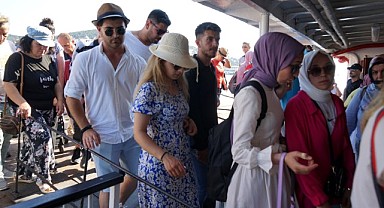 Büyükada’ya mavi tur yolculuğu