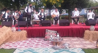 Cemil Meriç öğrencileri sıra gecesinde buluştu