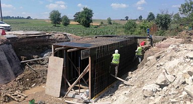 Kandıra Beyce Mahallesi’nde menfez yapılıyor