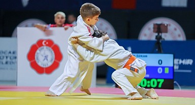 Uluslararası Judo turnuvası başladı