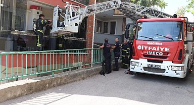İtfaiye ekibi dumanların arasına dalıp kurtardı