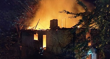 İtfaiye, vatandaşları çatı yangınlarına karşı uyardı