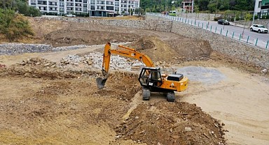 Karamürsel Millet Bahçesinde çalışmalar devam ediyor