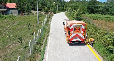 Kırsal mahalle yolları daha güvenli hale getiriliyor