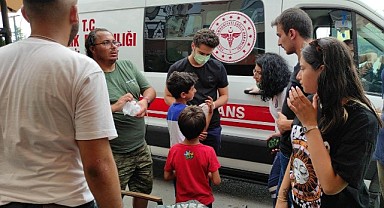 Parmağını elektrikli bisikletin zincirine sıkıştırdı