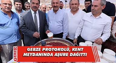 Protokolden Gebzelilere aşure ikramı