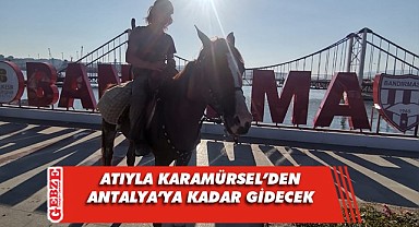 Savaşlara dikkat çekmek için atıyla yola düştü