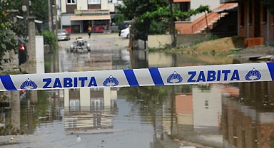 Sokak göle döndü, felakete ramak kaldı