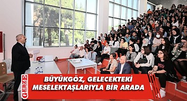 Büyükgöz GTÜ'lü gençlerle deneyimlerini paylaştı