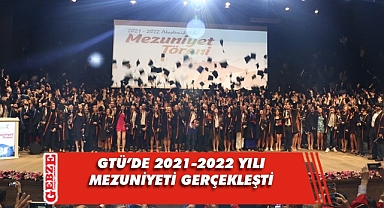 GTÜ'de lisans öğrencileri mezuniyet heyecanı yaşadı