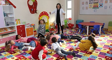 Haydi anneler çocuklarla KO-MEK’e