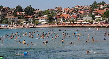 Kandıra'da bazı plajlara girilmesi yasaklandı