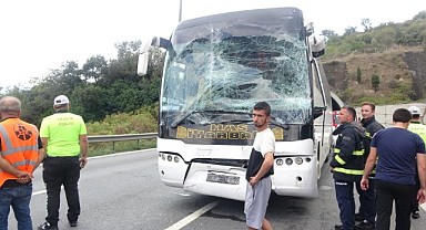 TEM'de otobüs kazası; çok sayıda yaralı var