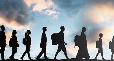 65 düzensiz göçmen sınır dışı edildi