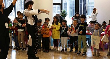 Bu festivalde kadınlar eğleniyor, çocuklar oynuyor