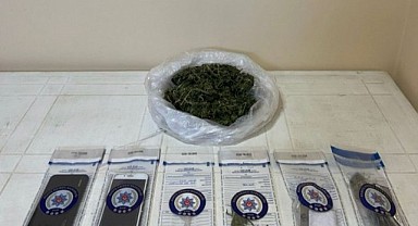 Durdurulan araçta 180 gram uyuşturucu ele geçirildi