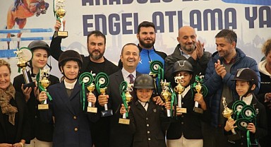 Engel Atlama Yarışları heyecanlı anlara sahne oldu