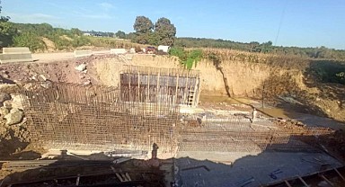 İzmit Yenice Köyünde menfez yapılıyor