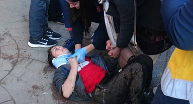 Motosikletin çarptığı çocuk, büyük korku yaşadı