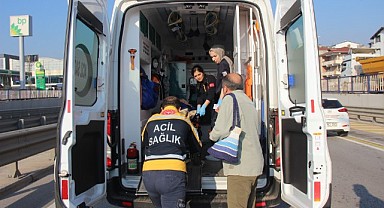 Polis ekip otosu zincirleme kazaya karıştı; 3 yaralı