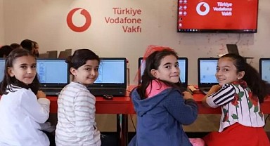 Vodafone, köy çocuklarına 