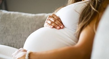 Anne karnındaki bebeğin az hareket etmesi hastalık belirtisi