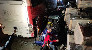 Başiskele'de zincirleme trafik kazasında 5 kişi yaralandı!