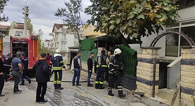 Gebze’de korkutan yangın