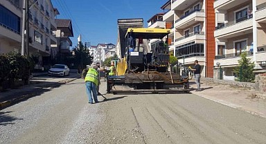 Gölcük Meriç Caddesinde üstyapı yenilendi