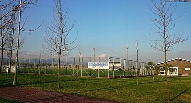 Gölcük Metin Uzuner Spor Tesisi tadilata giriyor