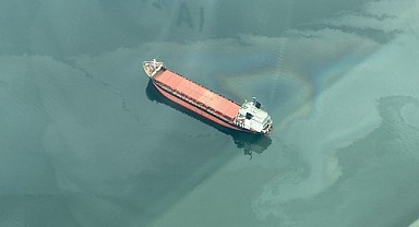 İzmit Körfezi'ni kirleten gemiye 4 milyon 176 bin lira ceza kesildi!