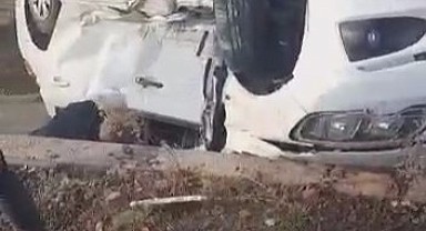 İzmit’te kaza! 2 kişi yaralandı