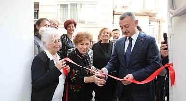 İzmit Yaşlılar Ve Düşkünleri Koruma Derneği'nin yeni hizmet binası açıldı