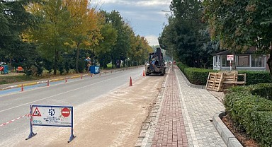 Büyükşehir'de kaldırımlar yenileniyor