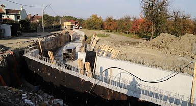 KArtepe maşukiye’de dere ıslahı çalışmaları yapılıyor!