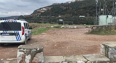 Körfez'de tenha alanda cesedi bulunan kadının kimliği belli oldu