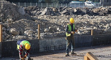 Milli İrade Meydanı’nda çalışmalar tam gaz