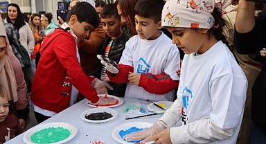 Stantlar kuruldu, elde edilen gelirler LÖSEV'e bağışlandı