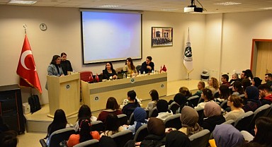 Eğitim Fakültesi öğrencilerine farkındalık eğitimi