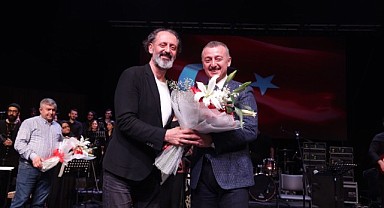 Hakk’ın ve hakikatin şairi Akif’e Büyükşehir’den unutulmaz gece