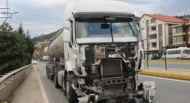 Karamürsel'de gerçekleşen kazada tır sürücüsü tutuklandı!