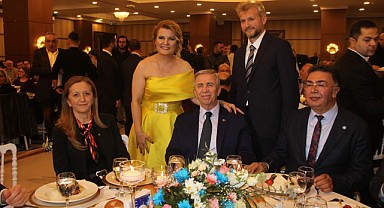 Kocaeli'de dikkat çeken sünnet düğünü, siyasiler akın etti