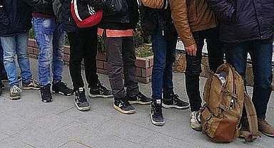 Kocaeli'de durdurulan tırda 95 düzensiz göçmen yakalandı!