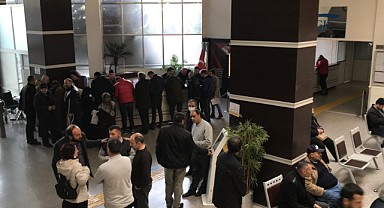 Kocaeli'de SGK şubeleri EYT yoğunluğu yaşıyor!