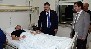 Komiser kaza kurşunuyla yaralandı