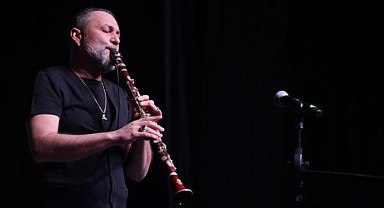 Mustafa Kandıralı’yı anma gecesinde yer yerinden oynadı